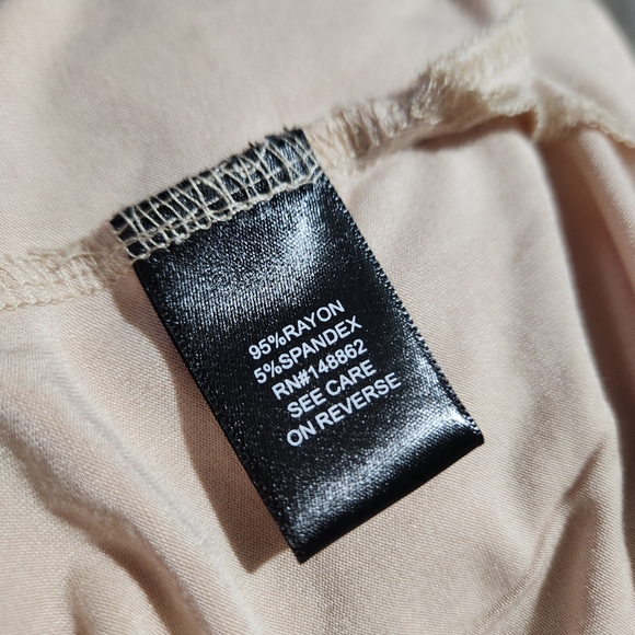 💘 Torrid Super Soft Jersey Dolman Henley Lace Trip Top - Picture 5 of 5